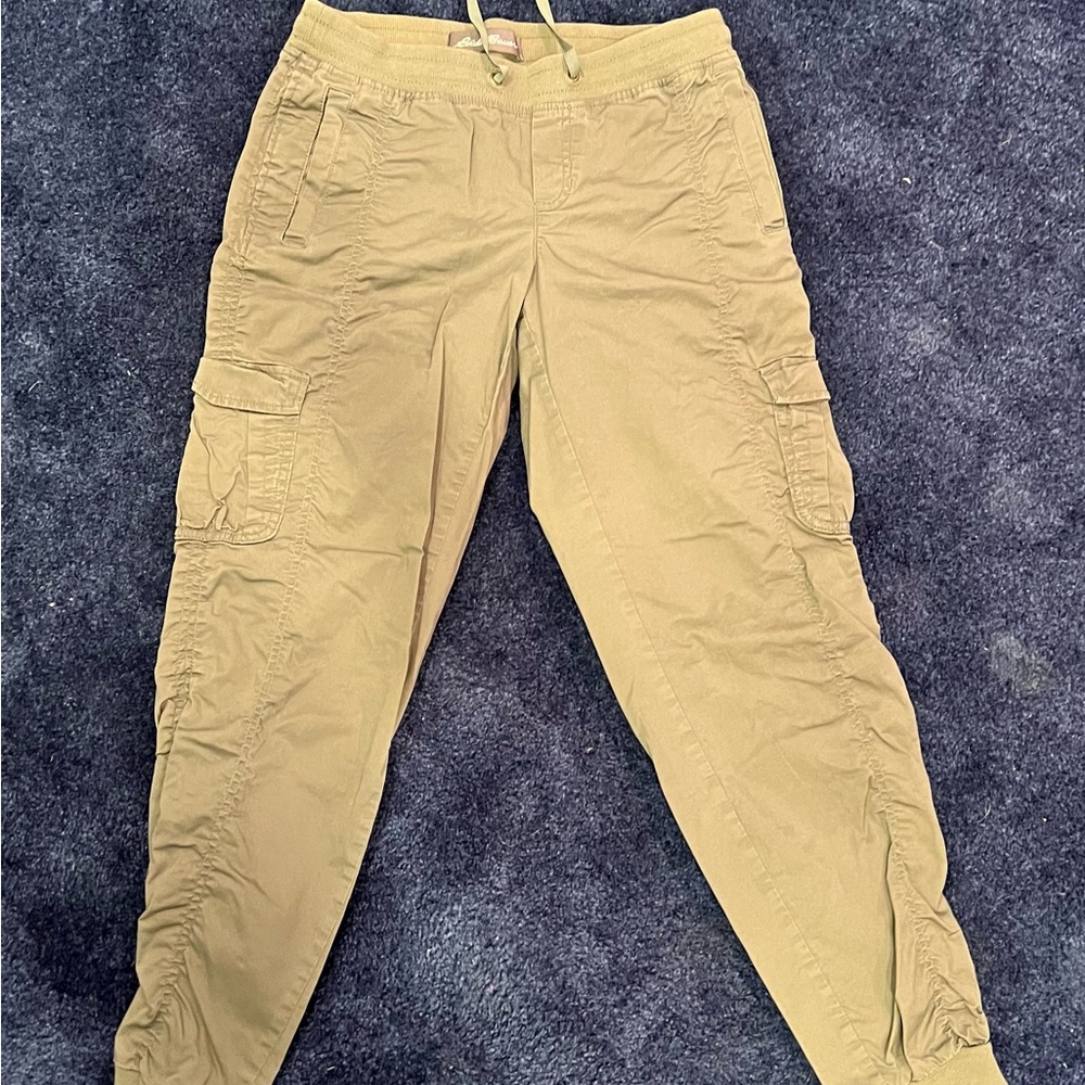 Eddie Bauer cargo jogger.  Womens size 4.